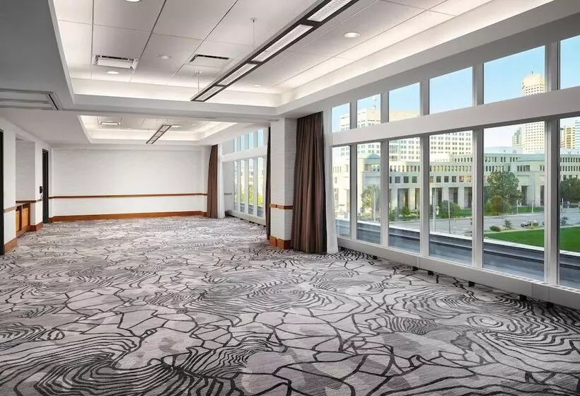 Отель Jw Marriott Indianapolis