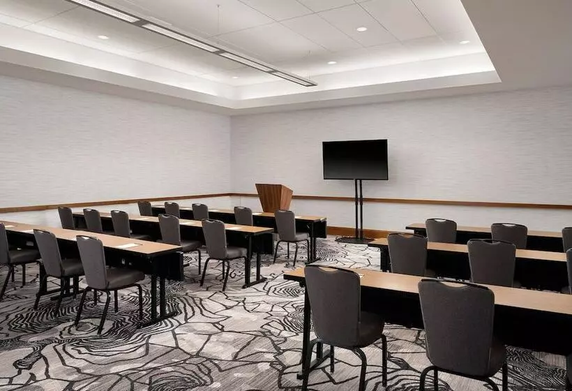 Отель Jw Marriott Indianapolis