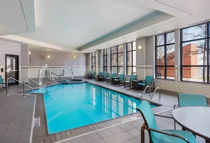 هتل Residence Inn Louisville Downtown