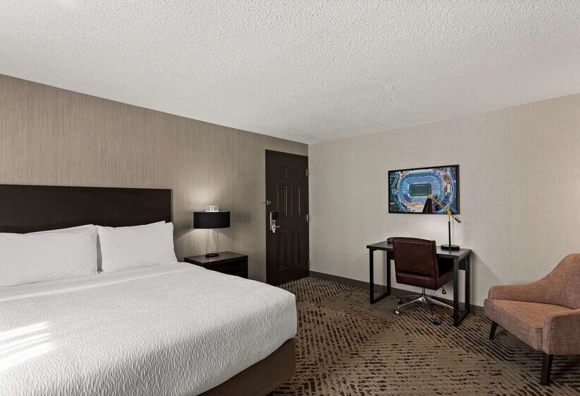 The Clover Hotel, Ascend Hotel Collection