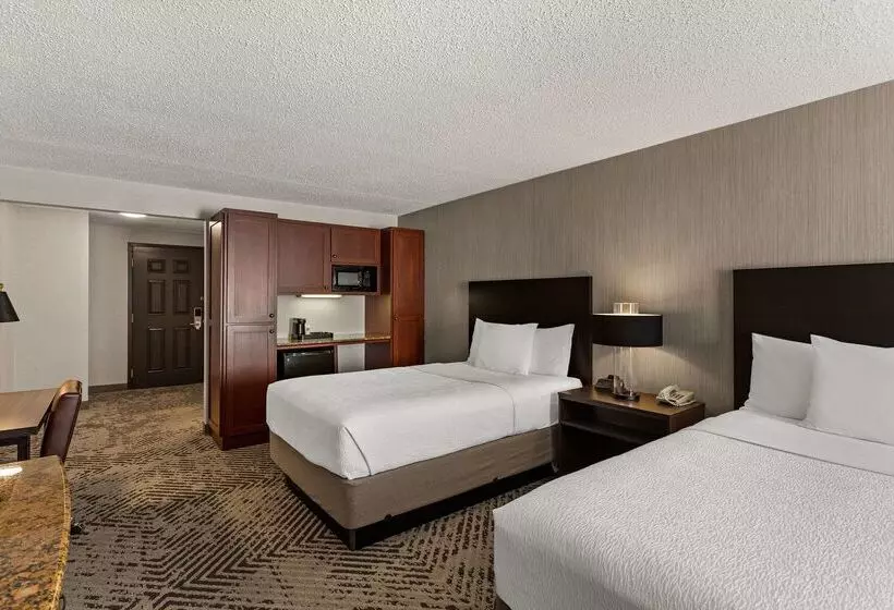 The Clover Hotel, Ascend Hotel Collection