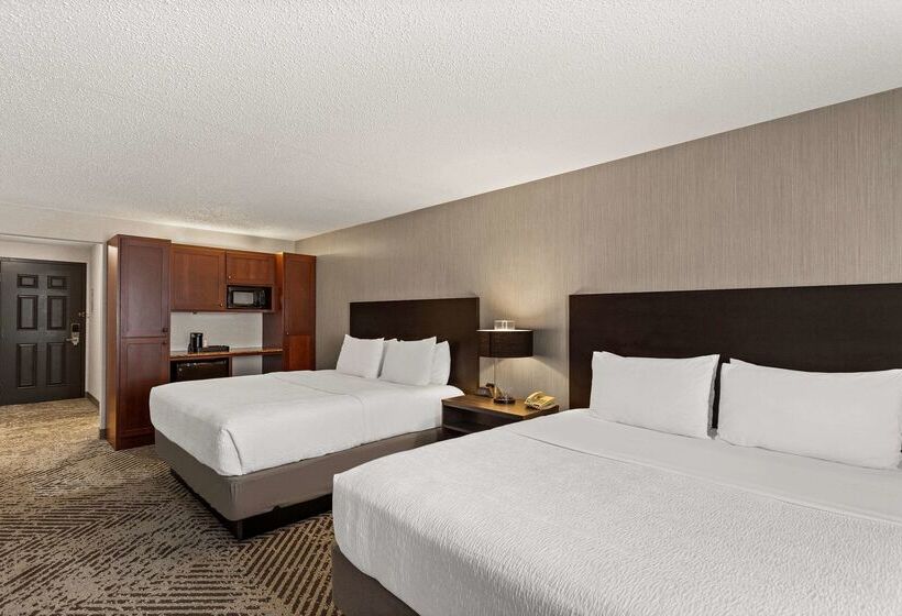 The Clover Hotel, Ascend Hotel Collection