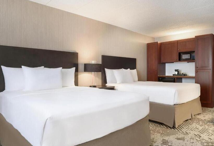 The Clover Hotel, Ascend Hotel Collection