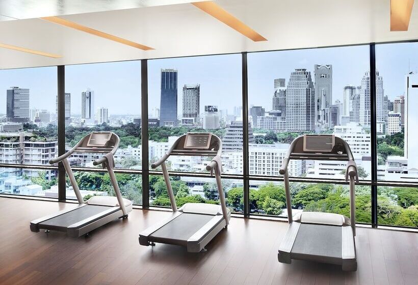 בית מלון כפרי The St. Regis Bangkok