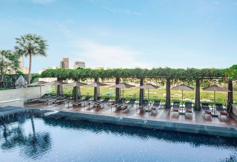 בית מלון כפרי The St. Regis Bangkok