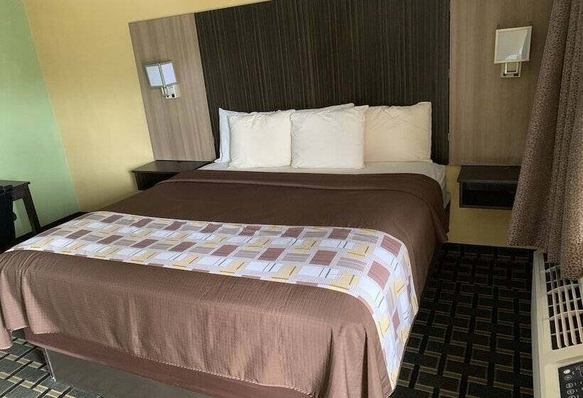 فندق University Manor Inn