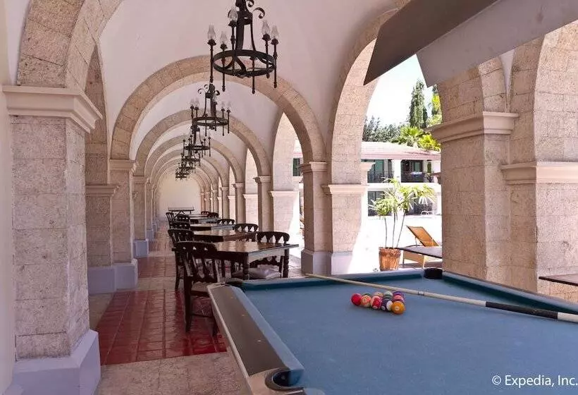 Waterfront Airport Hotel And Casino