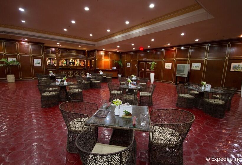 Waterfront Airport Hotel And Casino