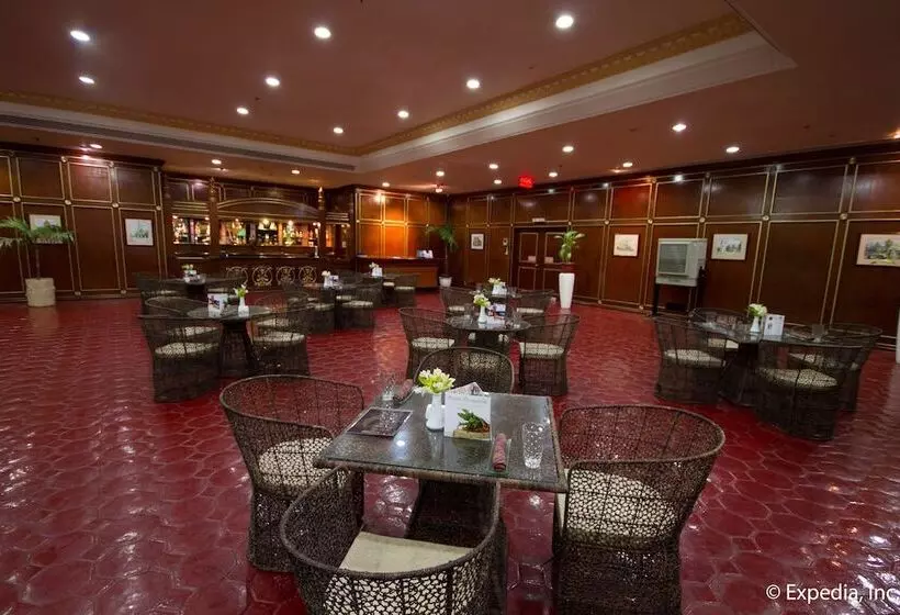 Waterfront Airport Hotel And Casino