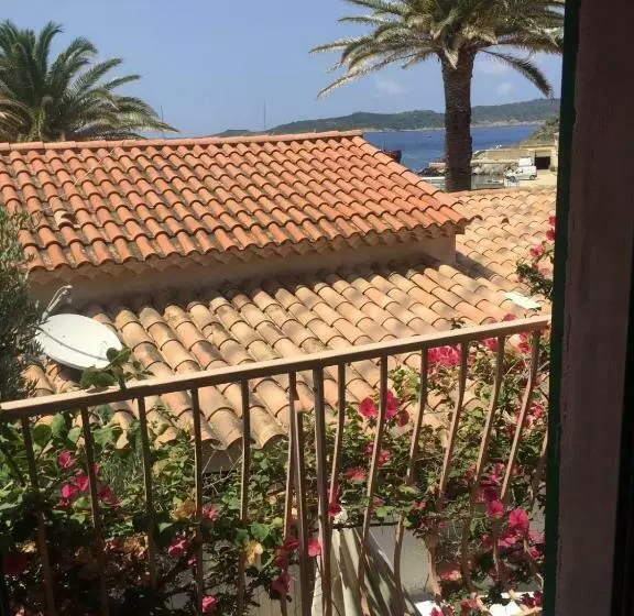 Aamiaismajoitus (B&B) Hostellerie Provencale