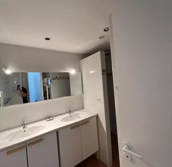 Aamiaismajoitus (B&B) Hostellerie Provencale