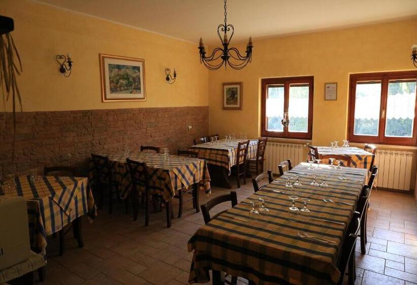 Отель Agriturismo Il Casale Pica