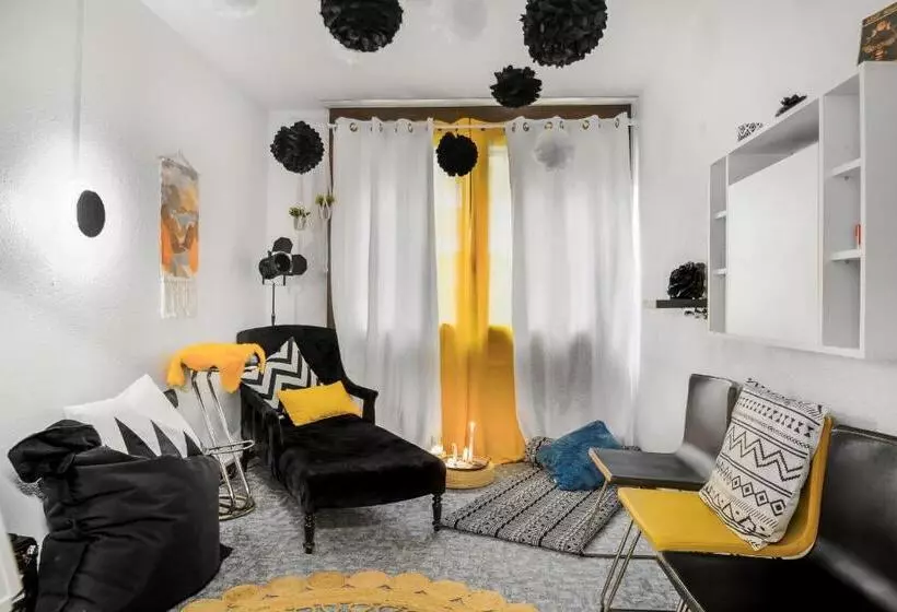 ホテル Neuchatel City