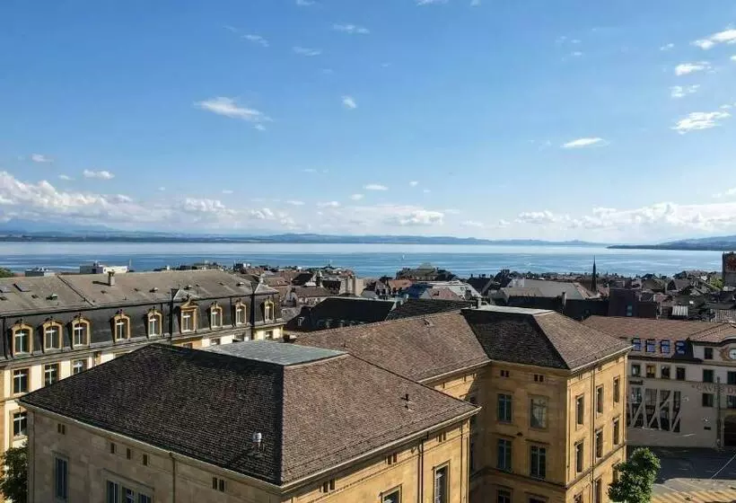 ホテル Neuchatel City