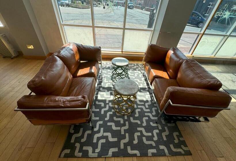 Citilodge Wakefield Hotel By Roomsbooked