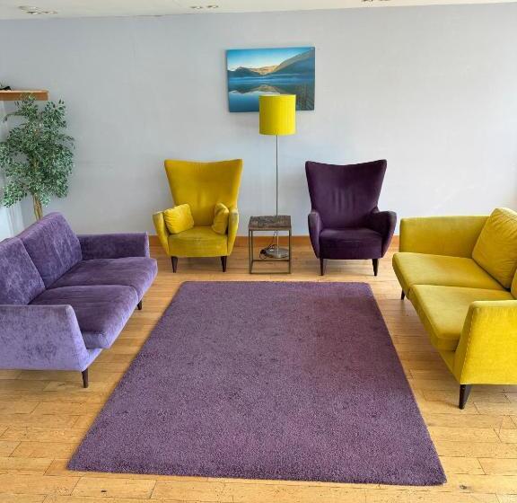 Citilodge Wakefield Hotel By Roomsbooked