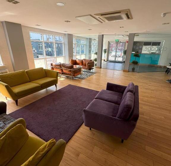 Citilodge Wakefield Hotel By Roomsbooked