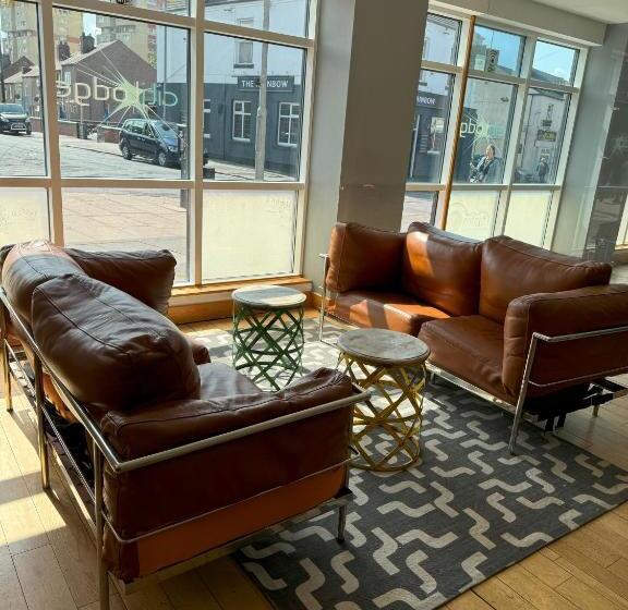 Citilodge Wakefield Hotel By Roomsbooked