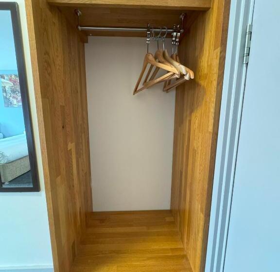 Citilodge Wakefield Hotel By Roomsbooked