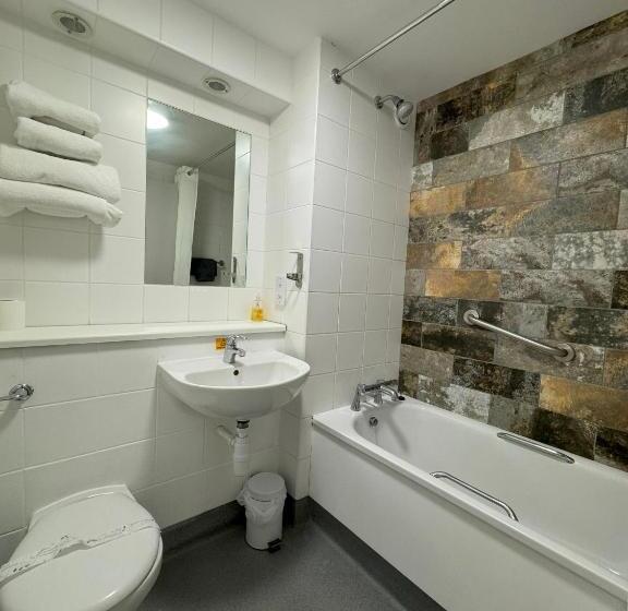 Citilodge Wakefield Hotel By Roomsbooked