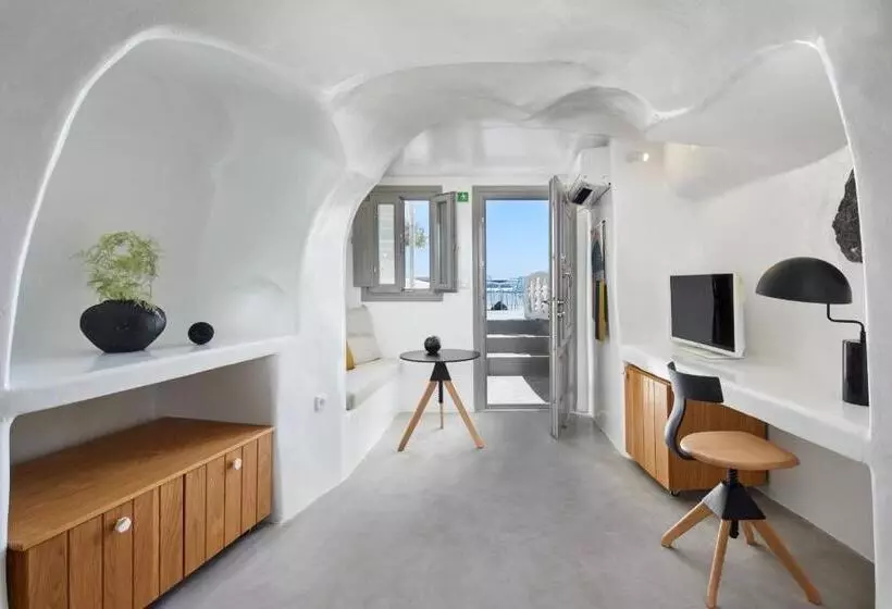 Filotera Suites