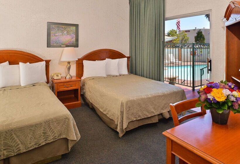 فندق Americas Best Value Inn Loma Lodge