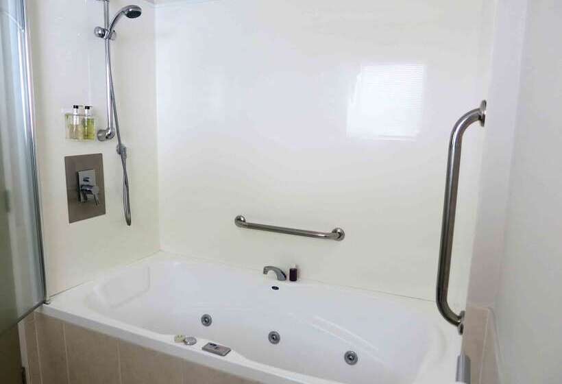 فندق Asure Ascot Motor Inn