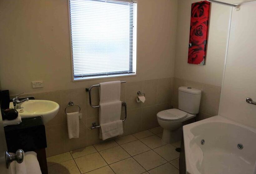 فندق Asure Ascot Motor Inn