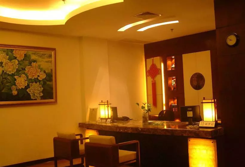 ホテル Baolong Homelike Hong Qiao Branch