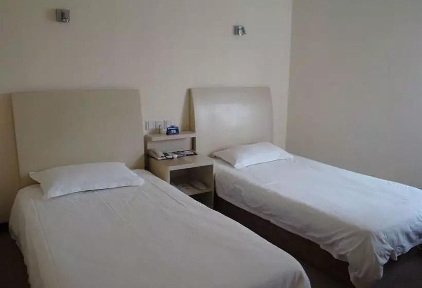 ホテル Baolong Homelike Hong Qiao Branch