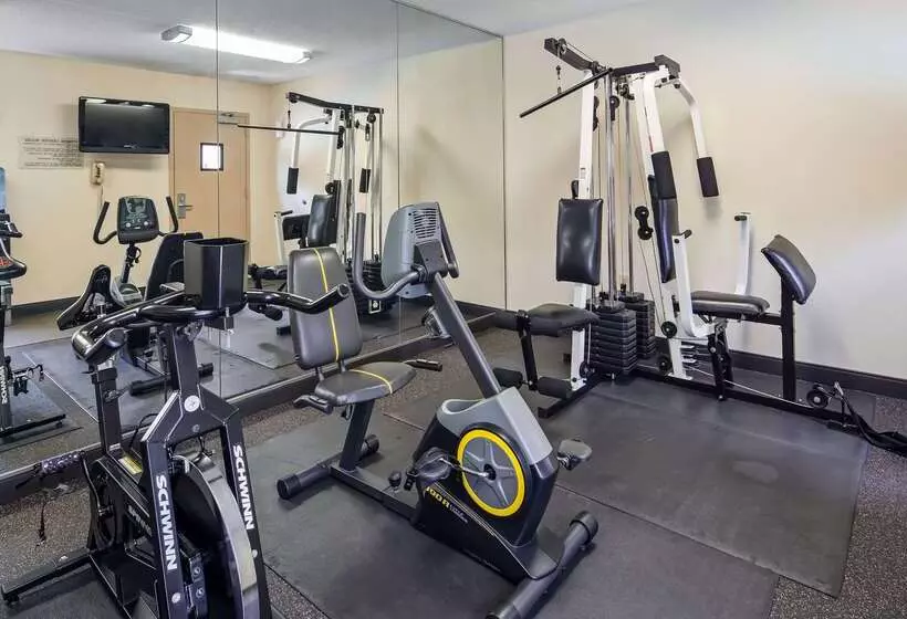 Отель Best Western Carowinds