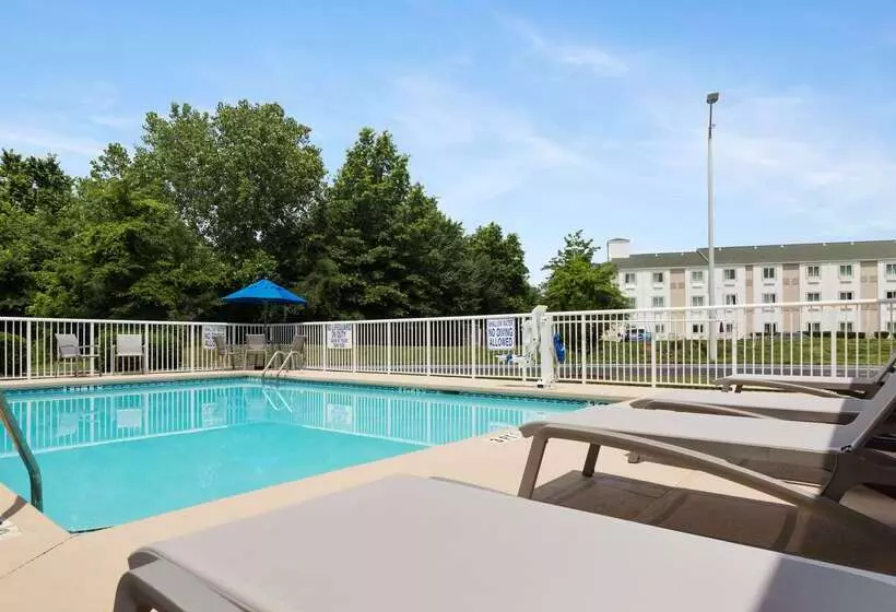 Отель Best Western Carowinds