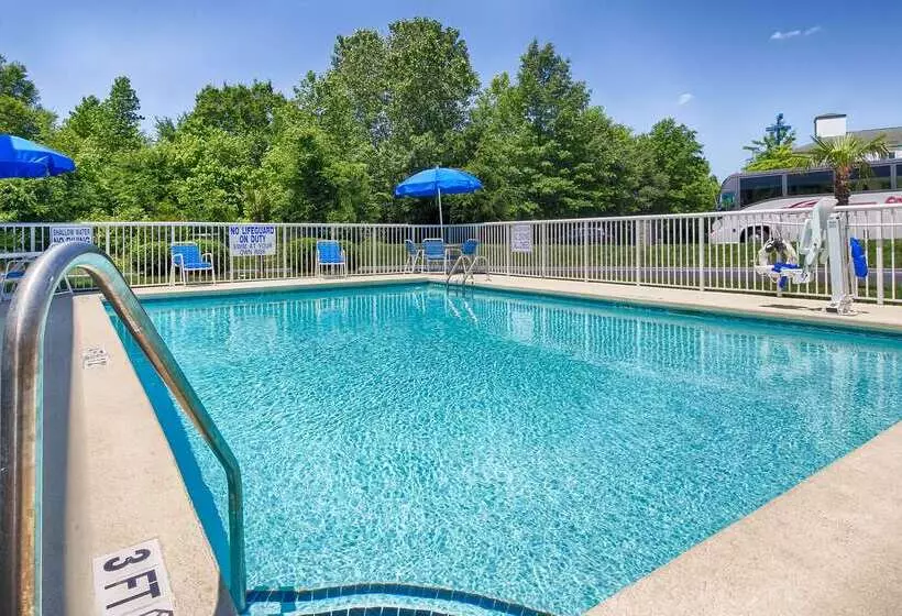 Отель Best Western Carowinds