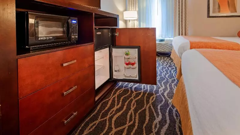 ホテル Best Western Plus Suitesgreenville