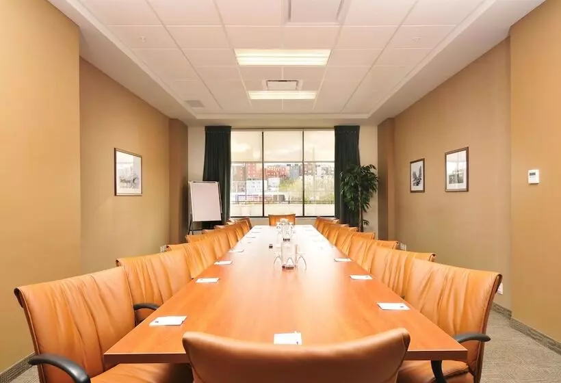 هتل Chateau Saint John Trademark Collection By Wyndham