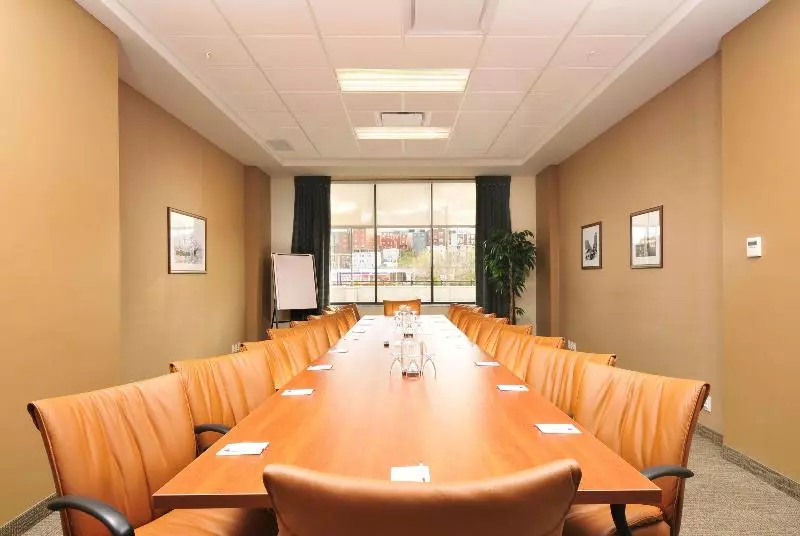 هتل Chateau Saint John Trademark Collection By Wyndham