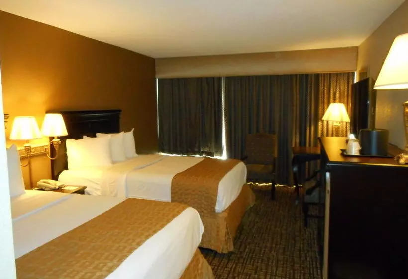 Hotel Quality Inn Near Hampton Coliseum