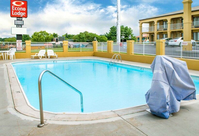 Отель Econo Lodge