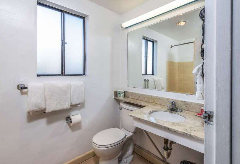 فندق Econo Lodge Near The University Of Arizona