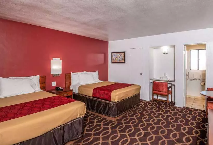 Otel Econo Lodge Near The University Of Arizona