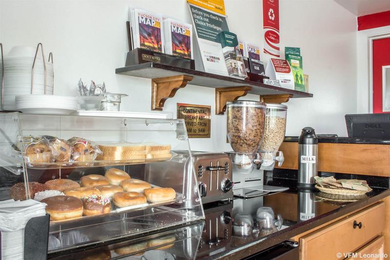 فندق Econo Lodge Near The University Of Arizona