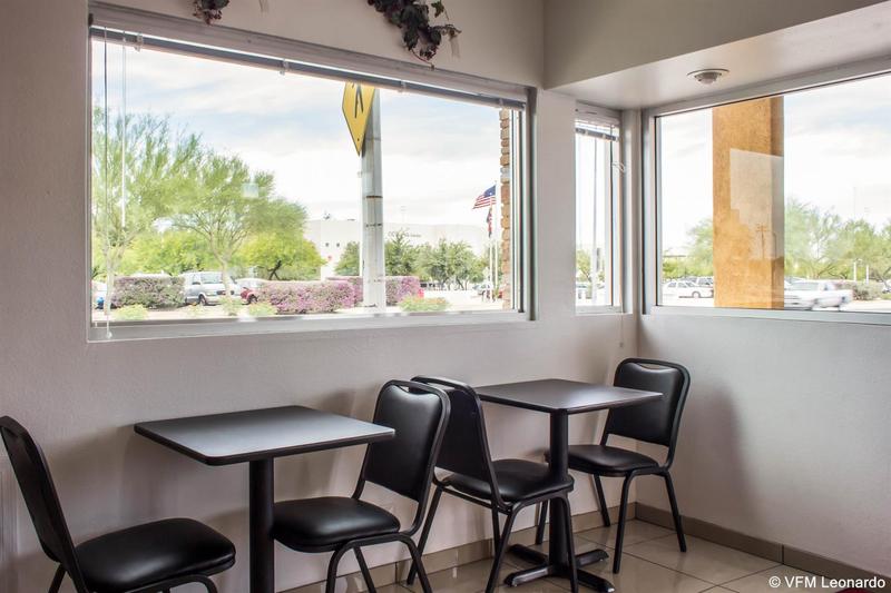 فندق Econo Lodge Near The University Of Arizona