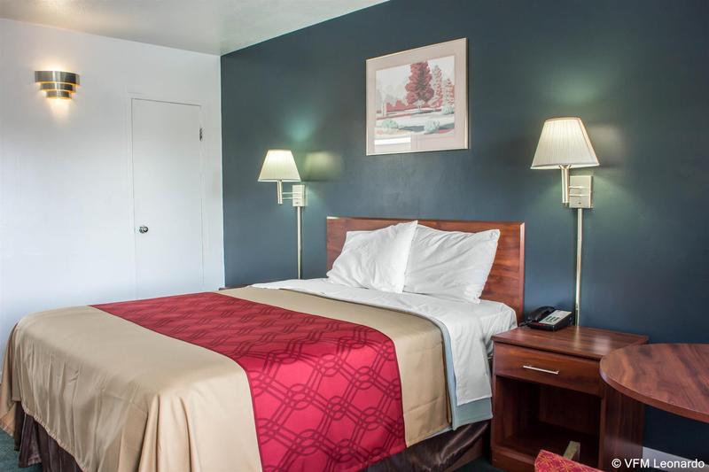 فندق Econo Lodge Near The University Of Arizona