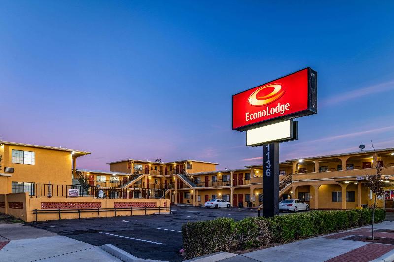فندق Econo Lodge Near The University Of Arizona