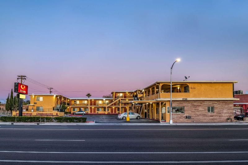 فندق Econo Lodge Near The University Of Arizona