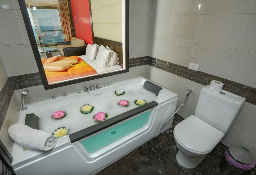 هتل Hollywood Inn Boutique