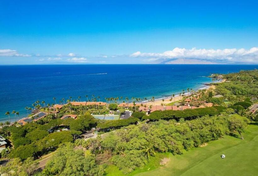 Отель Makena Surf B208