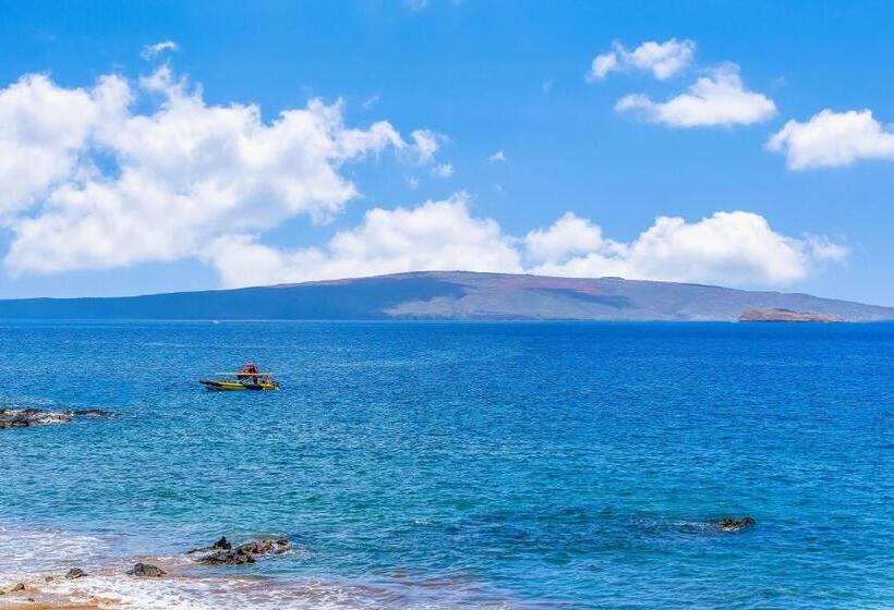 Отель Makena Surf B208