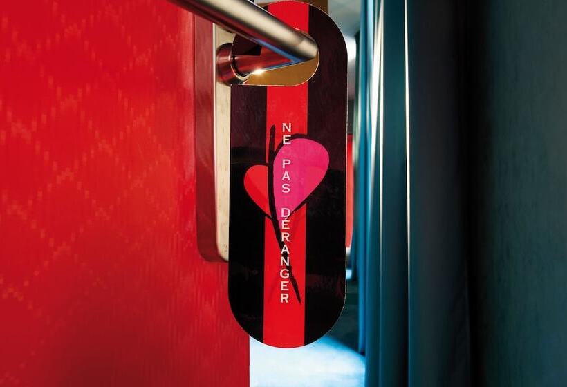 هتل Montmartre Mon Amour