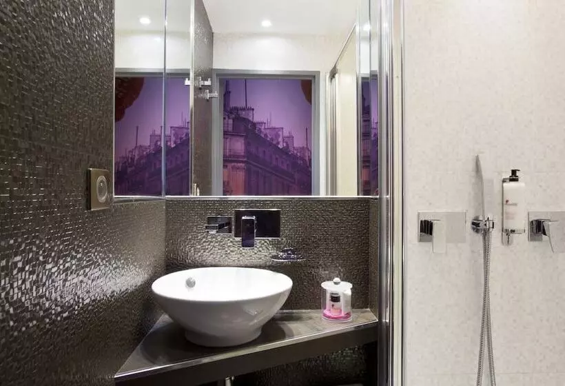 هتل Montmartre Mon Amour